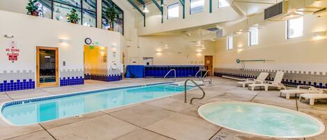 Inomhuspool och uppvärmd pool