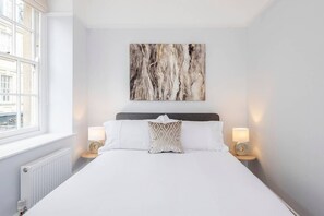 One-Bedroom Apartment - The King's Retreat (Bath)