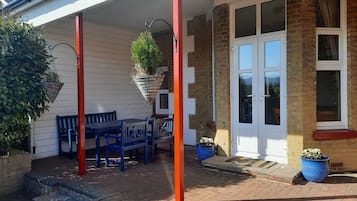 Leilighet, 2 soverom (Whitecliff) | Strykejern/-brett, barnesenger (inkludert) og wi-fi (inkludert)