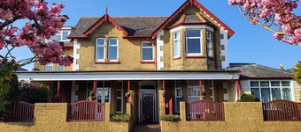 Summerhill Apartments