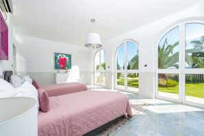 6 bedrooms, in-room safe, iron/ironing board, travel cot