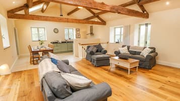 Cottage | Living area
