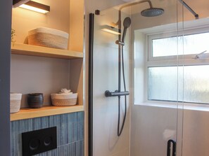 Cottage | Bathroom