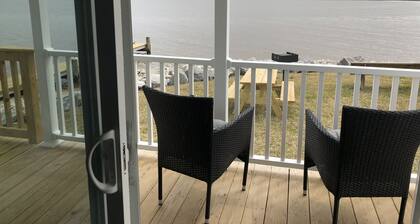 (Fishing from dock) Boat launch, seafood market & bait-tackle shop next door....