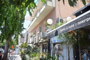 Exterior - Studio 10-LevonTLV-Aparthotel - your home away from home! (Tel Aviv-Yafo)