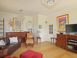 Cottage | Interior