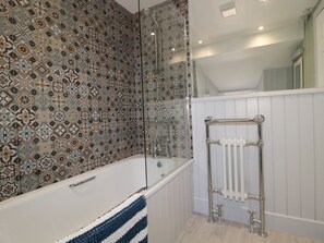 Bathroom - Chillingham Cottage (Belford)