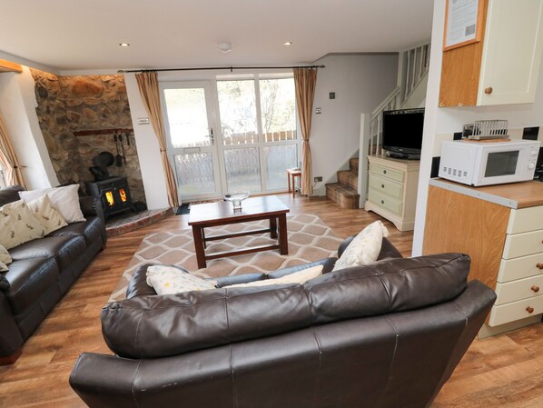 Cottage | Living room | TV - Chillingham Cottage (Belford)