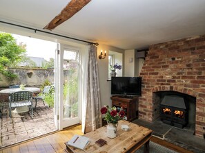 Cottage | Interior
