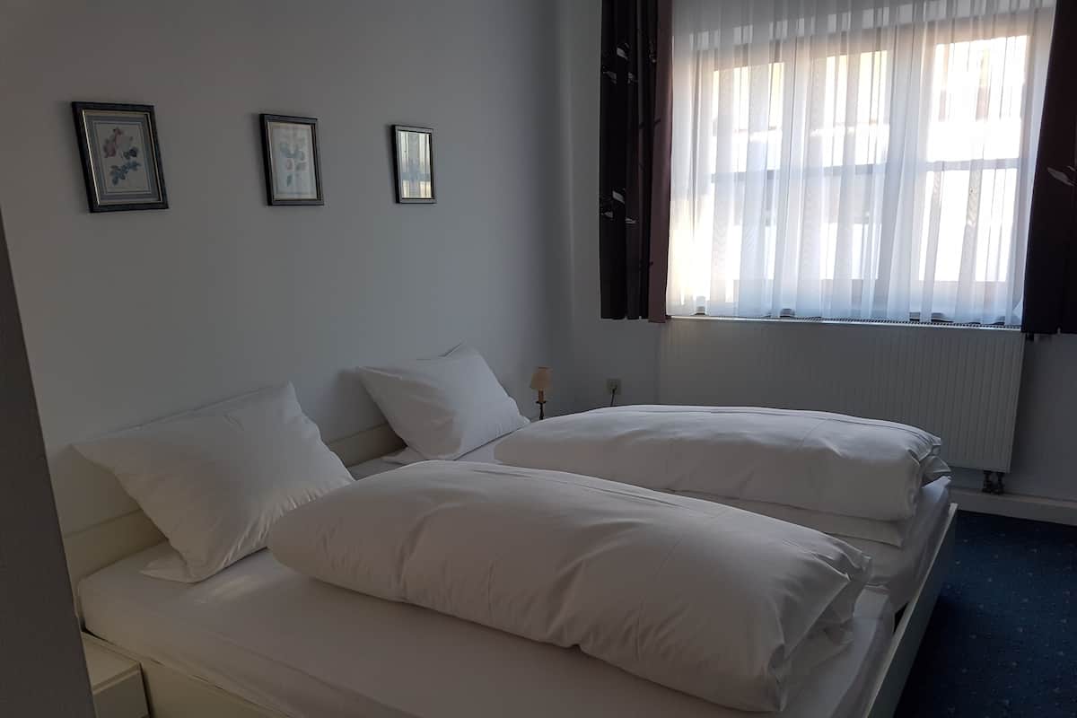 Double Room | Free WiFi