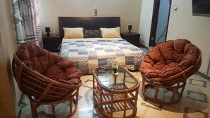 Blackout curtains, iron/ironing board, free WiFi, bed sheets - Djembe Appart Hotel  (Cotonou)