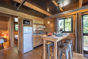 Superior Chalet | Living area