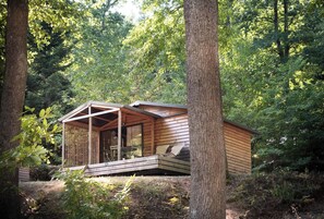 Chalet (Evasion) | Terrace/patio - Huttopia Wattwiller (Wattwiller)