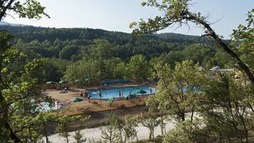 2 outdoor pools, pool umbrellas, pool loungers
