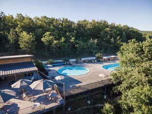 2 outdoor pools, pool umbrellas, sun loungers
