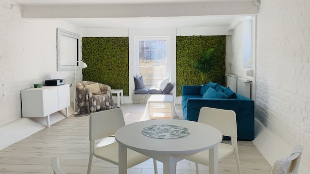 Apartamento Deluxe | Servicio de comidas en la habitación