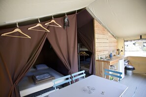 Tent | Living area | Table football, ping pong