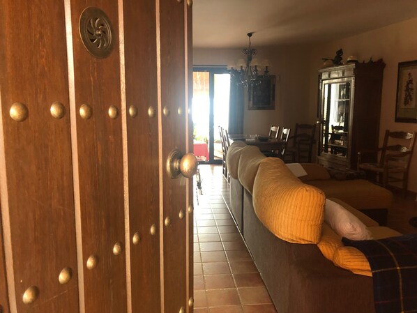 Entrada al alojamiento