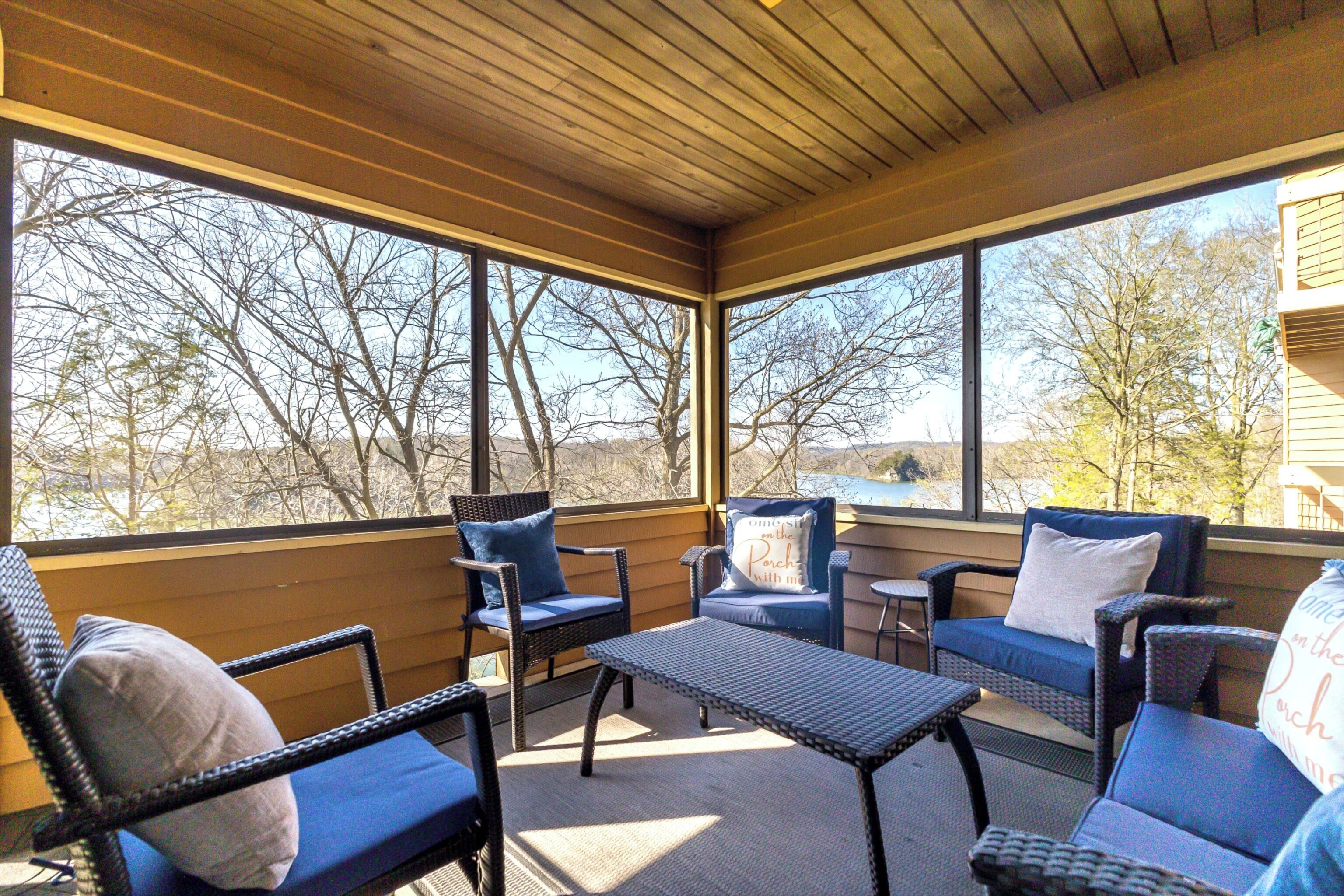 Smart TV, fireplace, DVD player