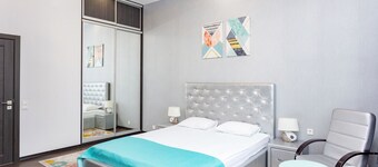 MinskLux Apartments 2 bedrooms on Nezavisimosti ave. 16