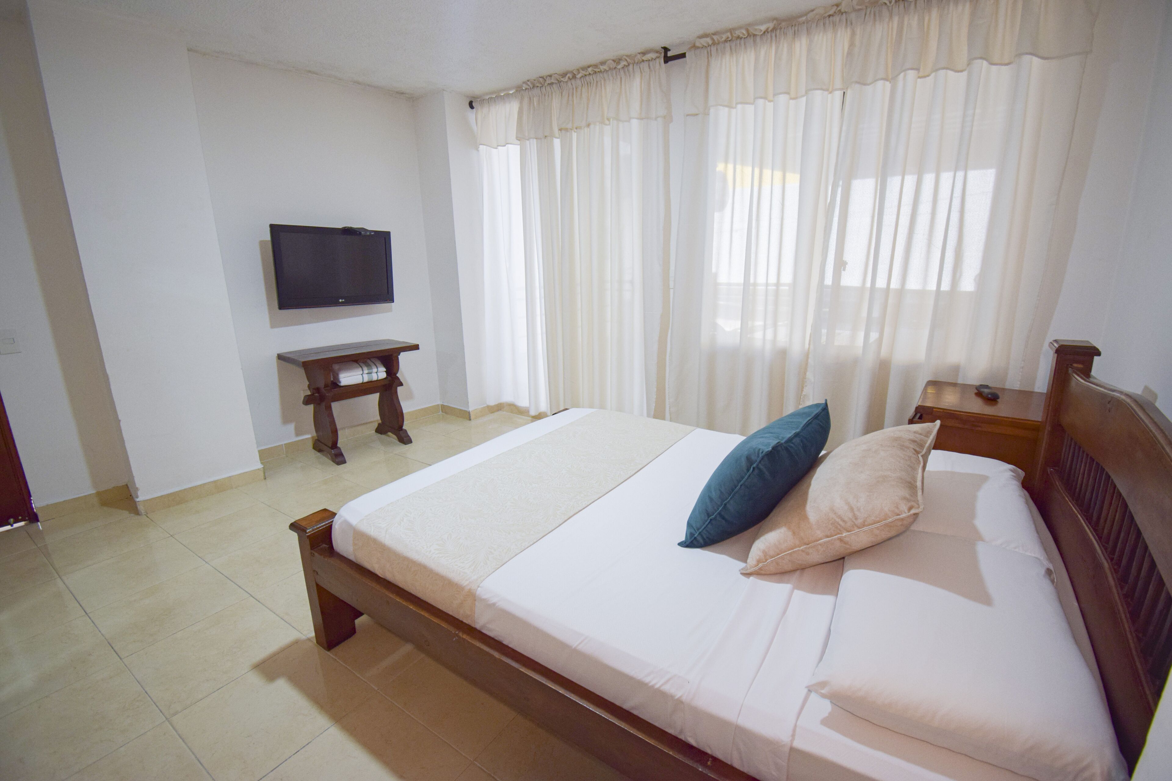 Photo - Hotel Toledo Plaza