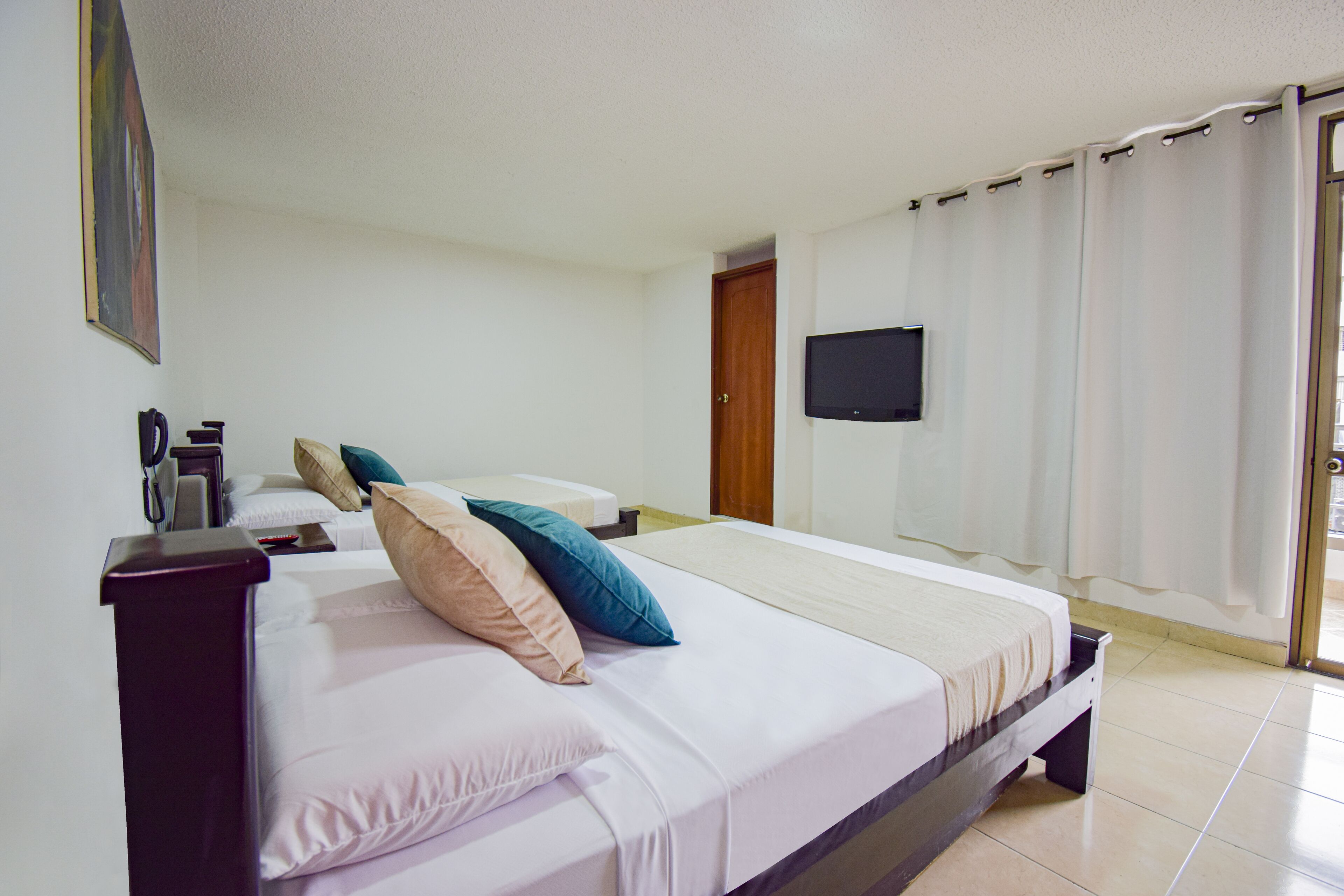 Photo - Hotel Toledo Plaza