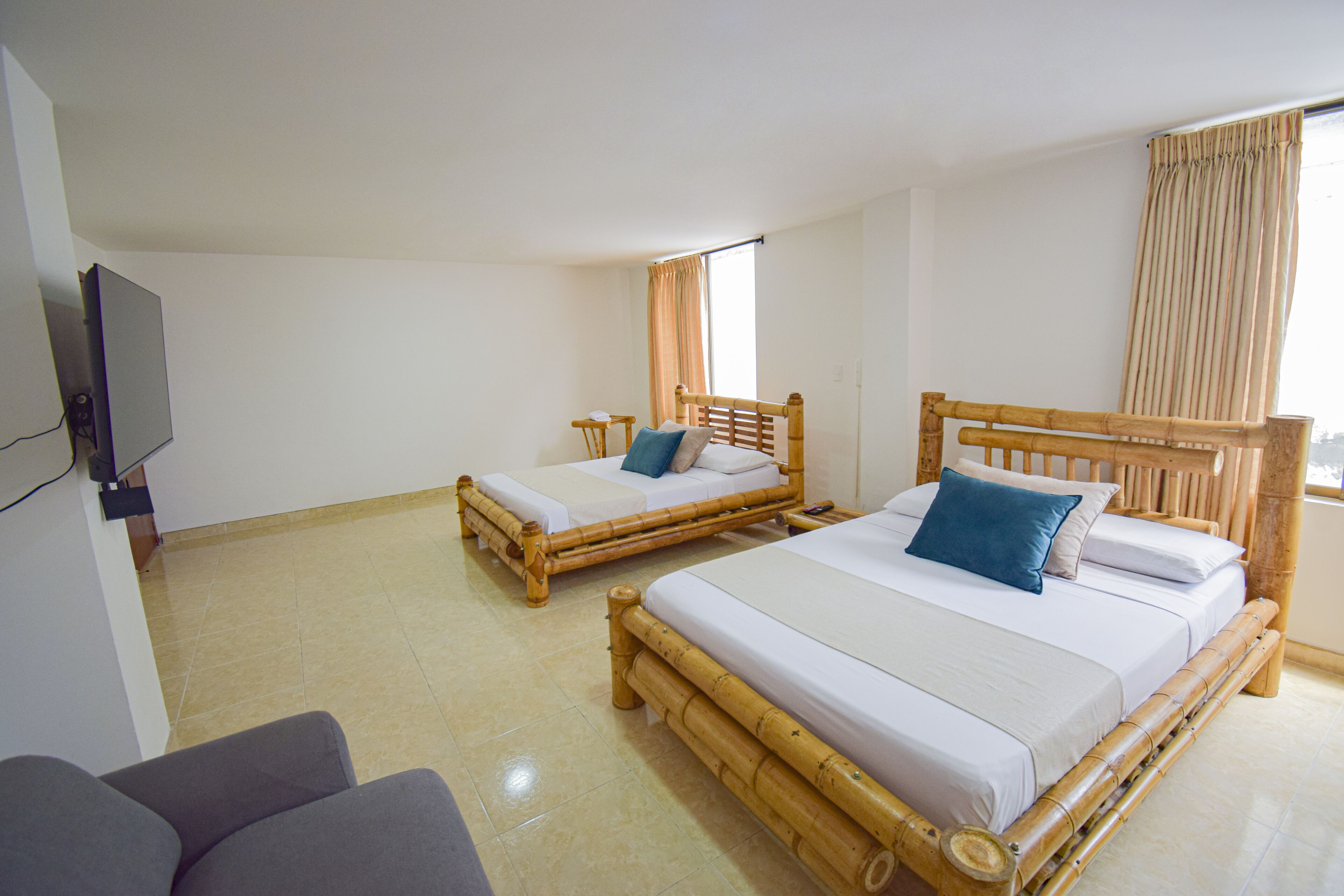 Photo - Hotel Toledo Plaza