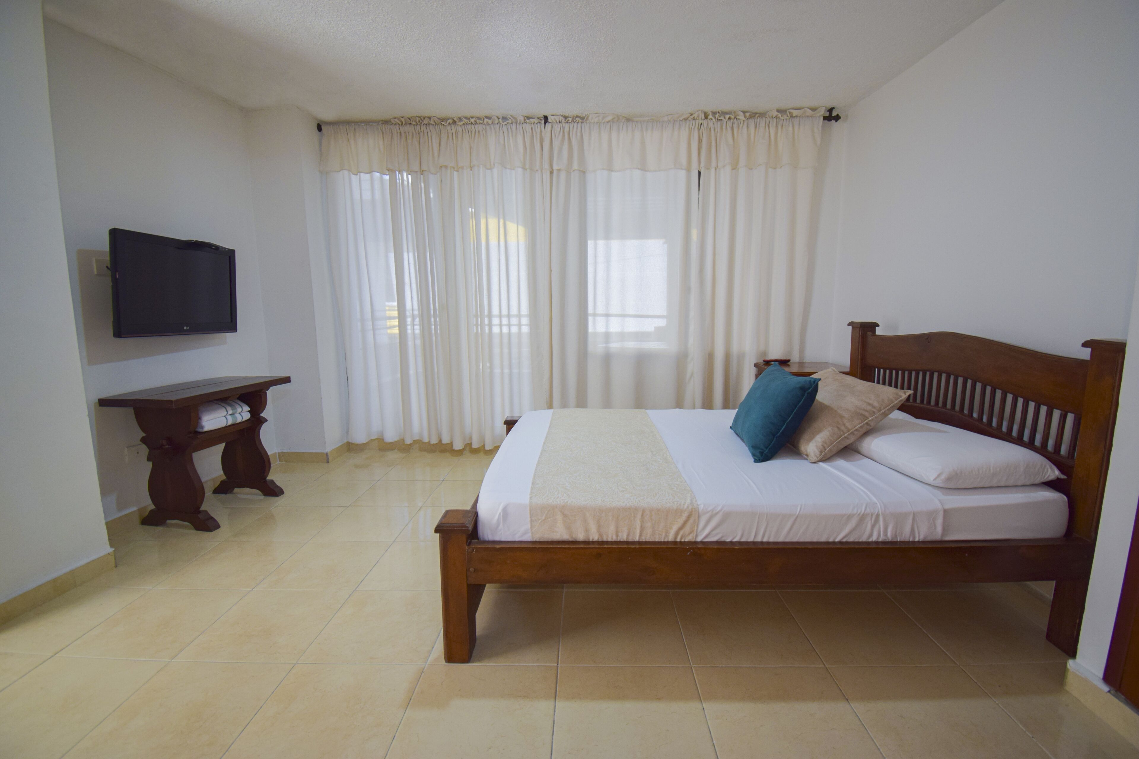 Photo - Hotel Toledo Plaza