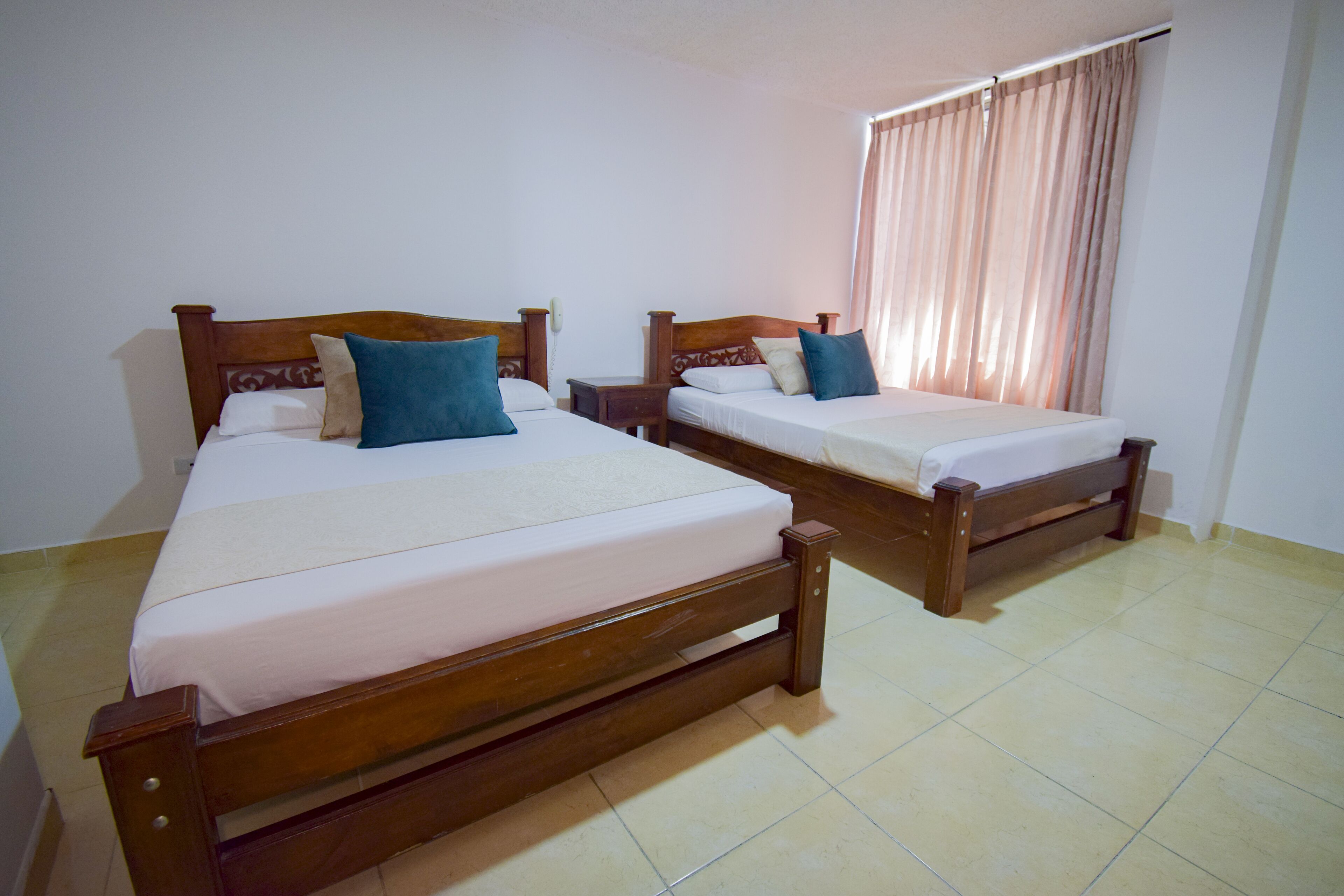 Photo - Hotel Toledo Plaza