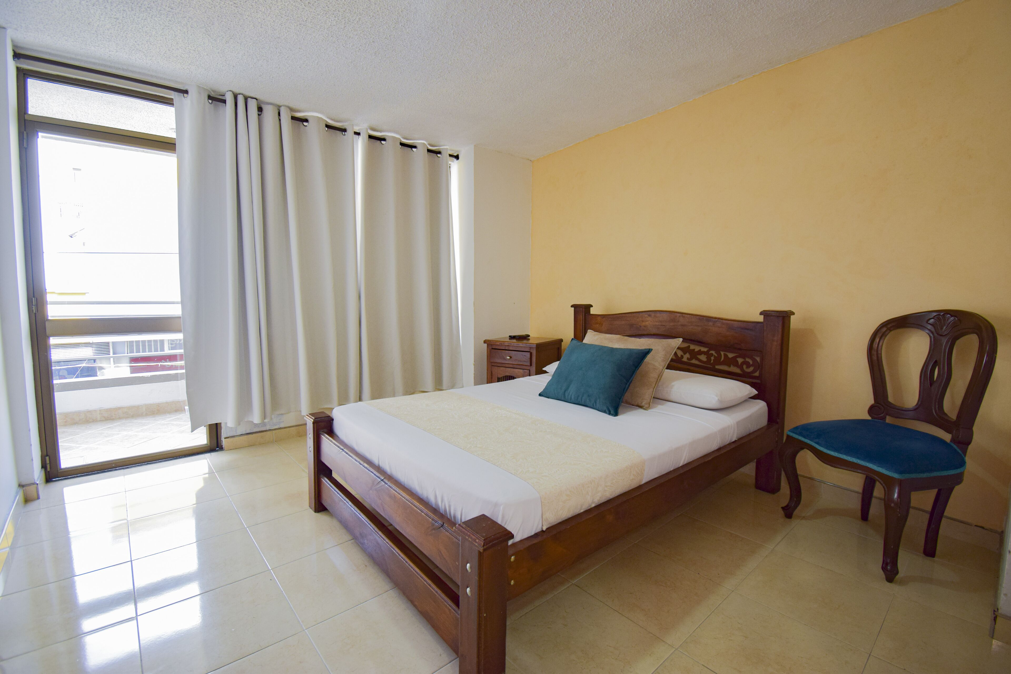 Photo - Hotel Toledo Plaza