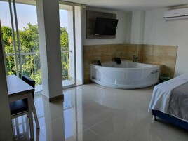 Bañera de hidromasaje