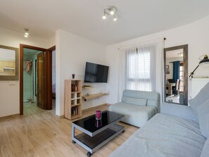 2 bedrooms, iron/ironing board, travel crib, WiFi
