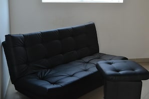 TV a schermo piatto 32 pollici con canali via cavo, TV