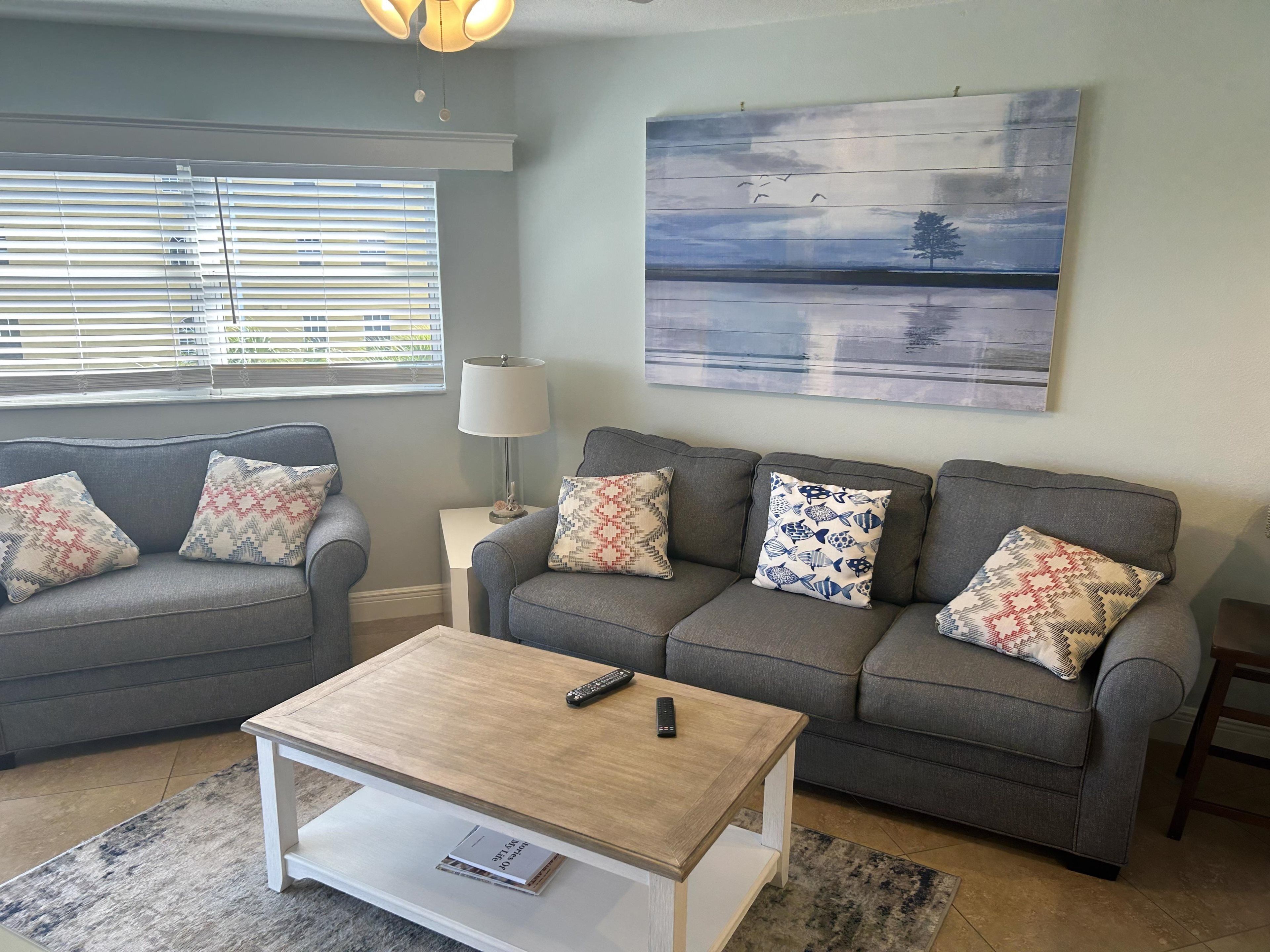 Radiant Waterfront 2 Bed/2Bath Condo