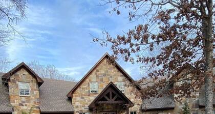 The Big Pasture Lodge - An Elegant Escape in the Woods of East Texas