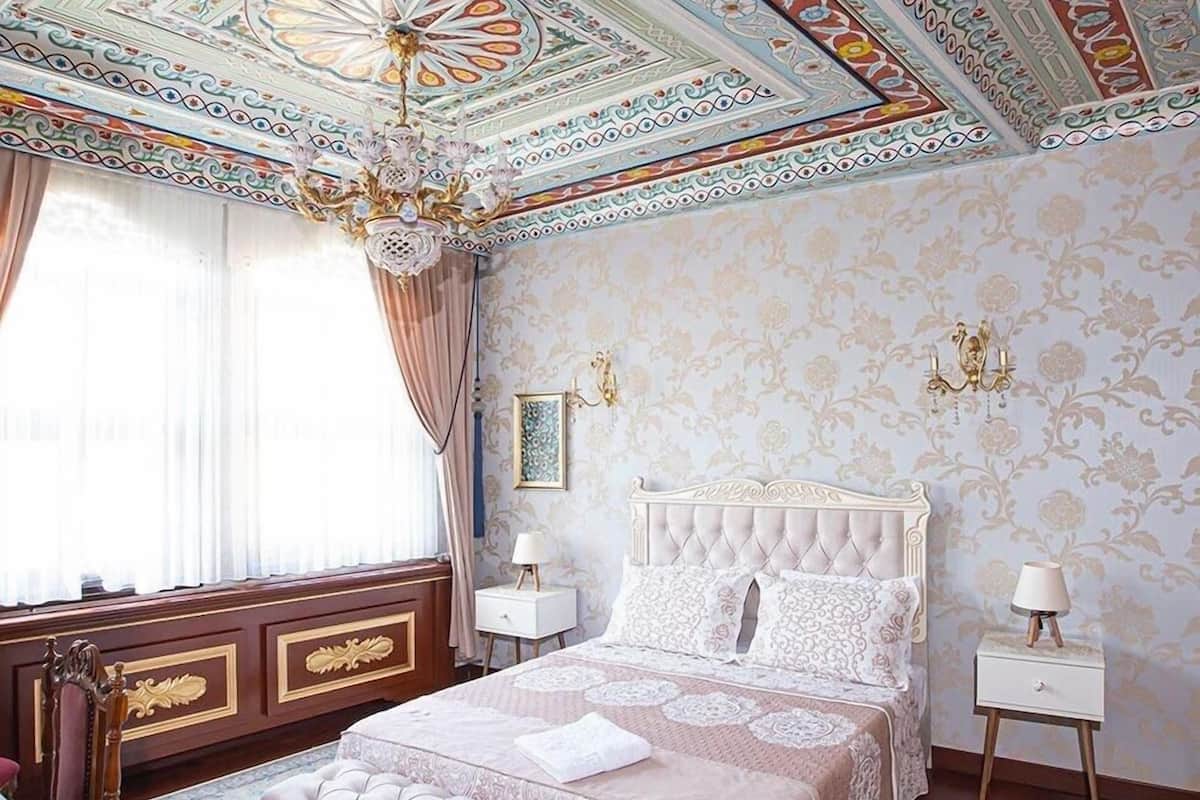 Presidential Room (Sultan) | In-room safe, blackout drapes, iron/ironing board, free WiFi