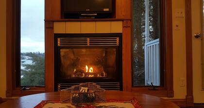 Snug Harbor Inn - Ylellinen mökki 4