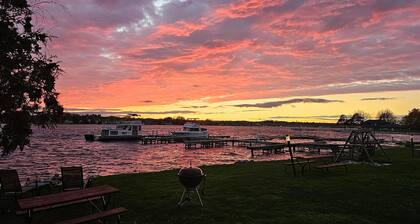 Snug Harbor Inn - Luxury Cottage 4