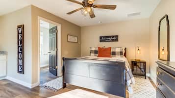 1 bedroom, iron/ironing board, free Internet, bed sheets