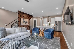 Televisio, työhuone