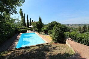 Outdoor pool - Villa Toscana with private pool, wi-fi, 4 rooms and Parking - 4 bedrooms (Cambiano)