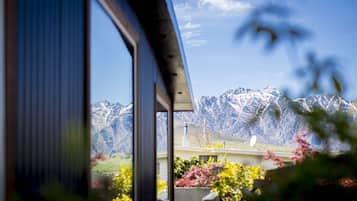 Suite, 1 Schlafzimmer, Seeblick (Rakiura) | Blick auf den Innenhof