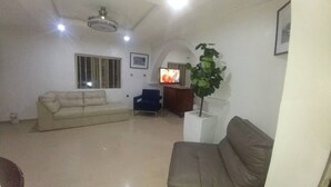 منطقة الجلوس في الردهة