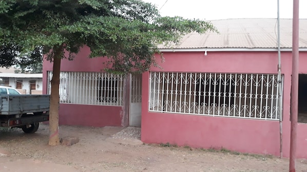 Entrada de la propiedad
