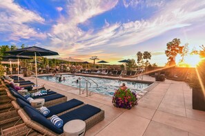 Pool - Madeline Hotel And Residences, Auberge Resorts (Telluride)