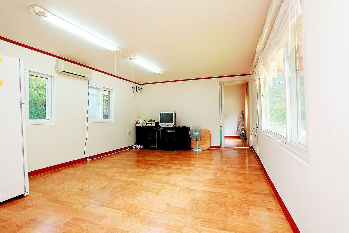 Room (Ssogari) | Free WiFi
