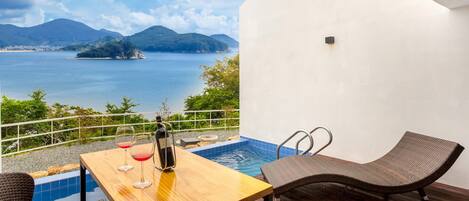 Chambre (V-02, V-03) | Piscine privée