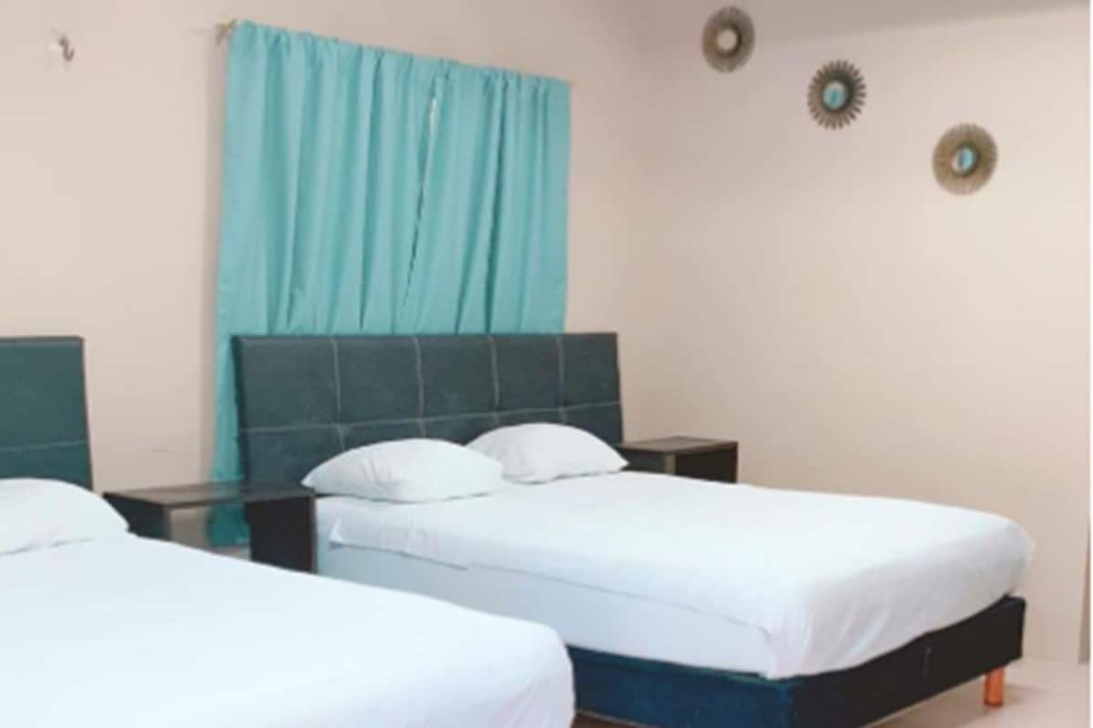 Room, 2 Double Beds