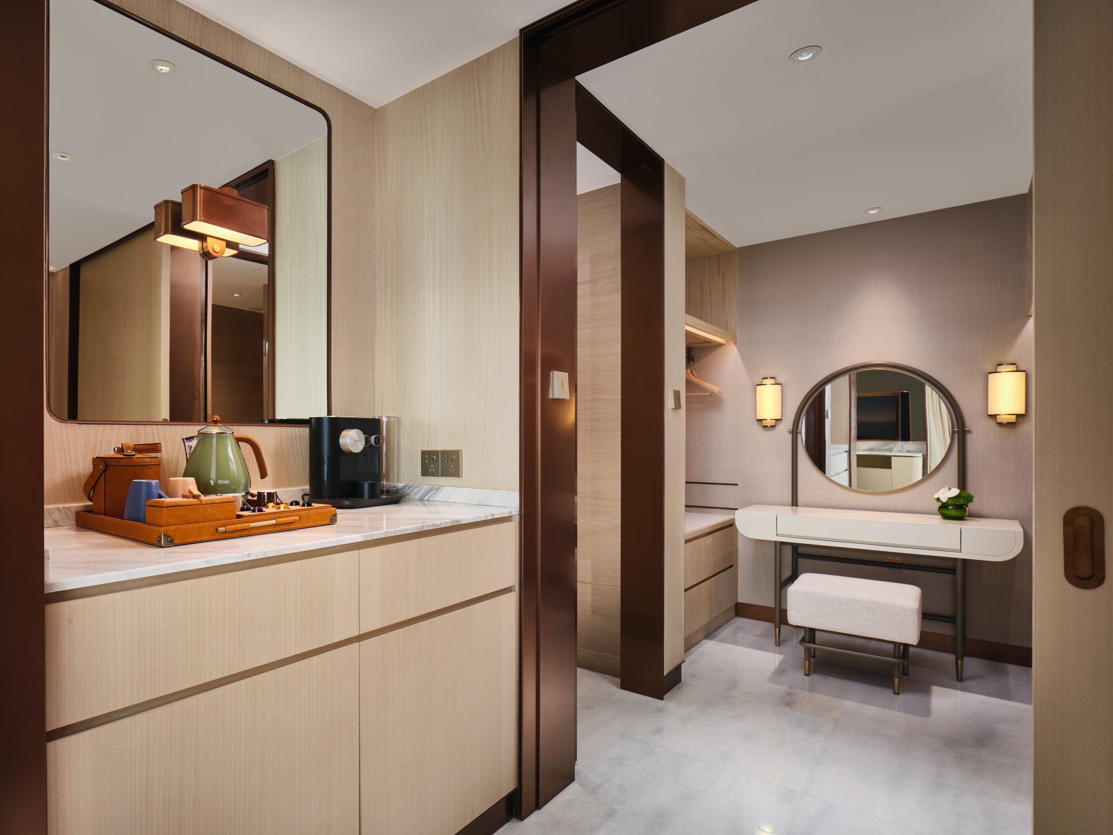 Premium Studio, Club Lounge Access, River View