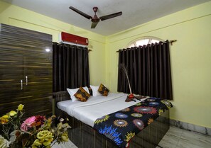 In-room safe, individually decorated, individually furnished, free WiFi